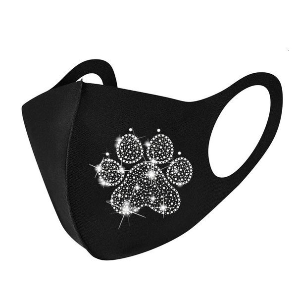 water ill with cloth mask sunscreen ear hanging cartoon three-dimensional black ice silk cotton ps
water ill with cloth mask sunscreen ear hanging cartoon three-dimensional black ice silk cotton ps