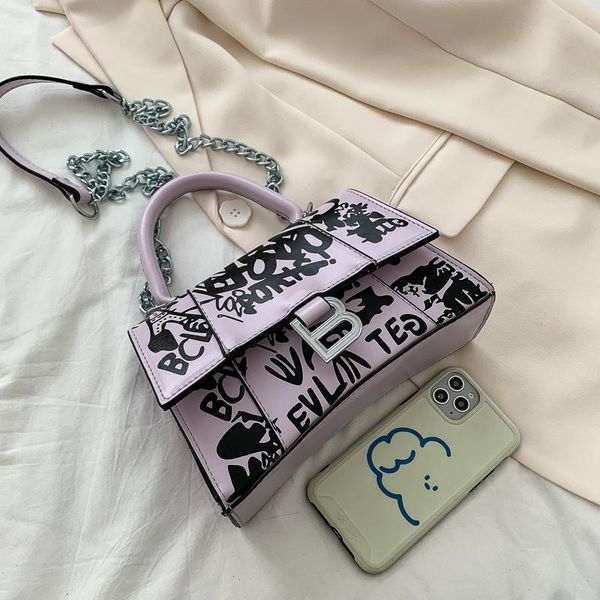totes designer handbags 2021 luxury chain bag fashion graffiti painted leather crossbody bags for women small letter
totes designer handbags 2021 luxury chain bag fashion graffiti painted leather crossbody bags for women small letter