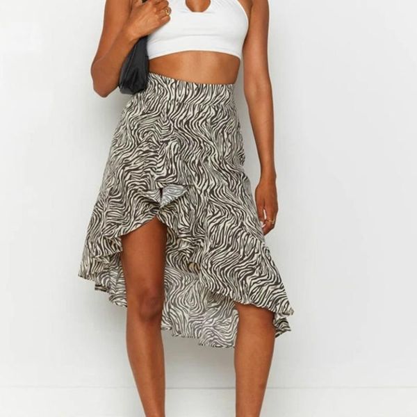 skirts fashion beach bottoms women zebra printed high waist wrap wiast ruffle irregulr hem midi skirt female casual clothes, Black
skirts fashion beach bottoms women zebra printed high waist wrap wiast ruffle irregulr hem midi skirt female casual clothes, Black