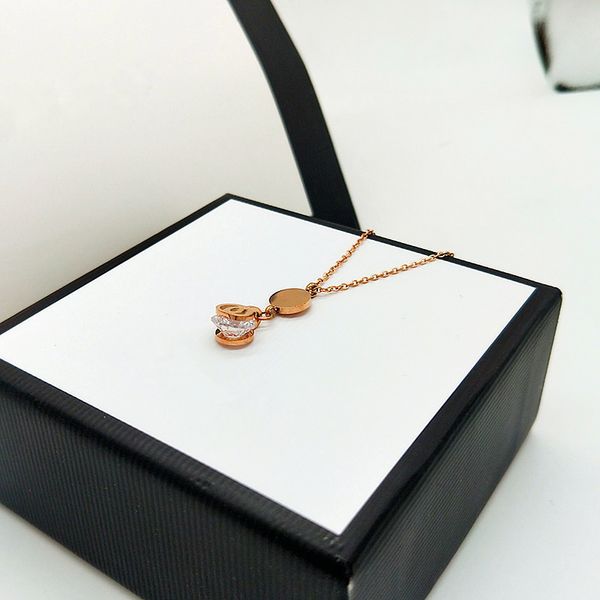 fashion luxury g diamond pendant necklaces women's jewelry necklace party social all-match classic for lovers does not fade, Silver
fashion luxury g diamond pendant necklaces women's jewelry necklace party social all-match classic for lovers does not fade, Silver
