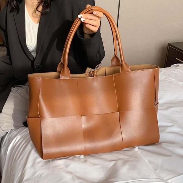 evening bags retro big weave women's tote 2021 leather female shopper hand bag designer large lady travel shoulder
evening bags retro big weave women's tote 2021 leather female shopper hand bag designer large lady travel shoulder