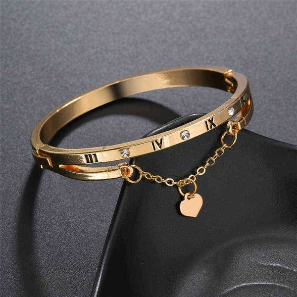 letapi 2021 new luxury brand rose gold/gold/silver color bracelets & bangles heart roman numerals charm bracelet for woman, Golden;silver
letapi 2021 new luxury brand rose gold/gold/silver color bracelets & bangles heart roman numerals charm bracelet for woman, Golden;silver
