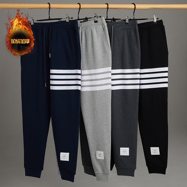 casual pants four bar yarn dyed tb men's guard plush leisure chao brand sports and women's leggings, Black
casual pants four bar yarn dyed tb men's guard plush leisure chao brand sports and women's leggings, Black