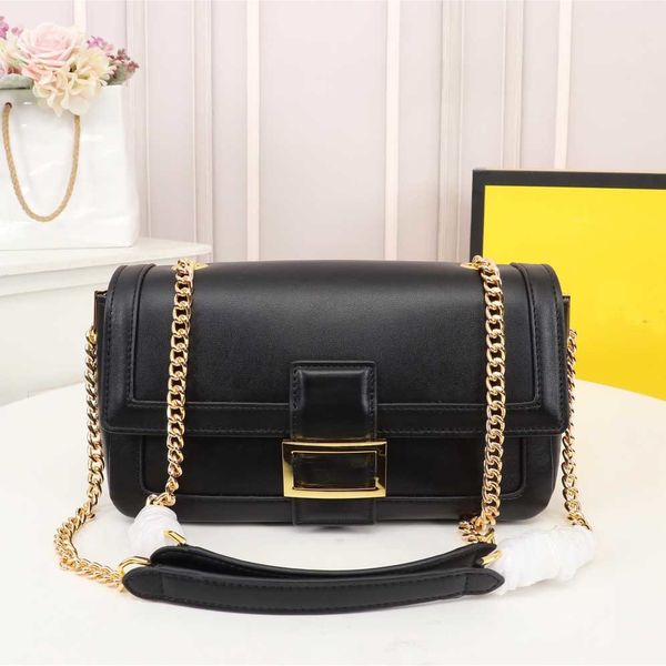 2021 lady elegant messenger bag designer multicolor fashion trend leather evening hangbag
2021 lady elegant messenger bag designer multicolor fashion trend leather evening hangbag