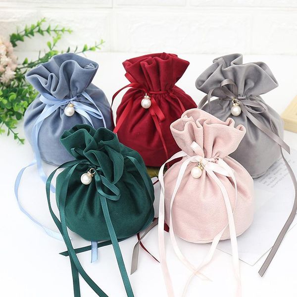 gift wrap 1pcs with pearl velvet yarn bag wedding holiday christmas jewelry packaging party candy flannel decoration
gift wrap 1pcs with pearl velvet yarn bag wedding holiday christmas jewelry packaging party candy flannel decoration