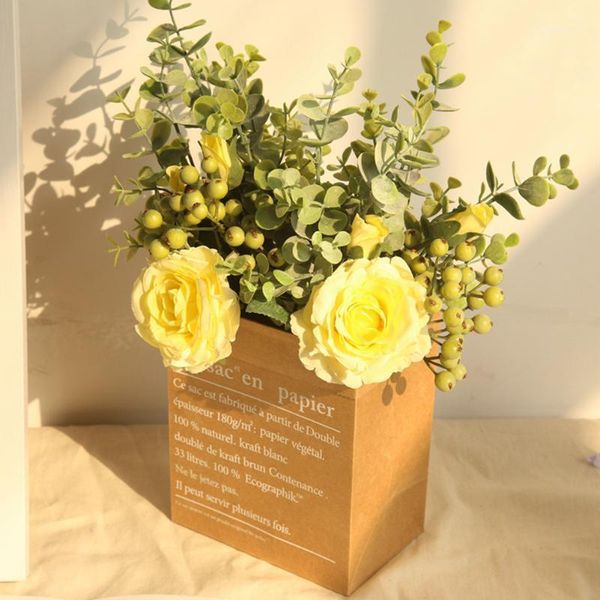 artificial flowers handmade eucalyptus+rose+berries fake flower bundle bridal hand holding flores for home wedding decoration decorative & w
artificial flowers handmade eucalyptus+rose+berries fake flower bundle bridal hand holding flores for home wedding decoration decorative & w