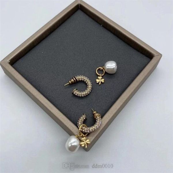 women designer tribales ear jewelry dangle classic stainless steelantique gold-finish metal and white resin pearls with box 49, Silver
women designer tribales ear jewelry dangle classic stainless steelantique gold-finish metal and white resin pearls with box 49, Silver