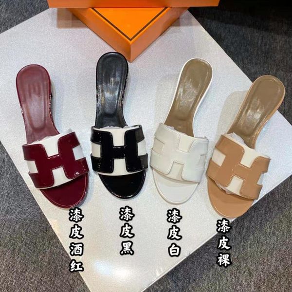 slippers 2020 new h sandals women's summer fashion wear sandals women's middle heel thick heel slippers beach shoes zly, Black
slippers 2020 new h sandals women's summer fashion wear sandals women's middle heel thick heel slippers beach shoes zly, Black