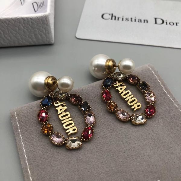 special offer 2021 luxury designer jewelry 21 summer new brass color diamond front and back pearl earrings temperament fashion 925 silver ne
special offer 2021 luxury designer jewelry 21 summer new brass color diamond front and back pearl earrings temperament fashion 925 silver ne