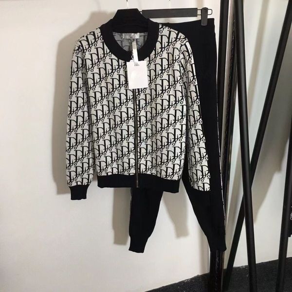 designer brand women's two piece pants original label knit suit fall 2021 new short jacket casual pants baseball stand collar fashion s, White
designer brand women's two piece pants original label knit suit fall 2021 new short jacket casual pants baseball stand collar fashion s, White