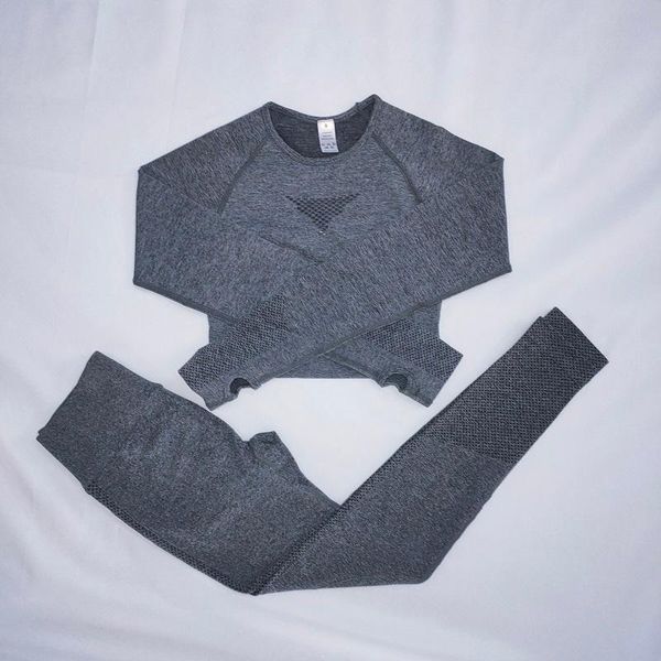yoga outfit women seamless leggings fitness breathable soft long sleeve set sports shirt high waist hip lifting tight pants suit
yoga outfit women seamless leggings fitness breathable soft long sleeve set sports shirt high waist hip lifting tight pants suit