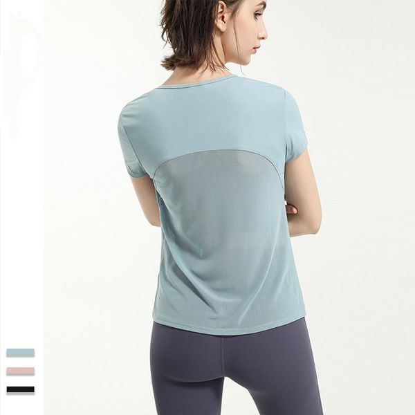 yoga outfit summer women gym mesh patchwork sport shirt quick dry running short sleeve thin fitness tee shirts loose sportswear
yoga outfit summer women gym mesh patchwork sport shirt quick dry running short sleeve thin fitness tee shirts loose sportswear