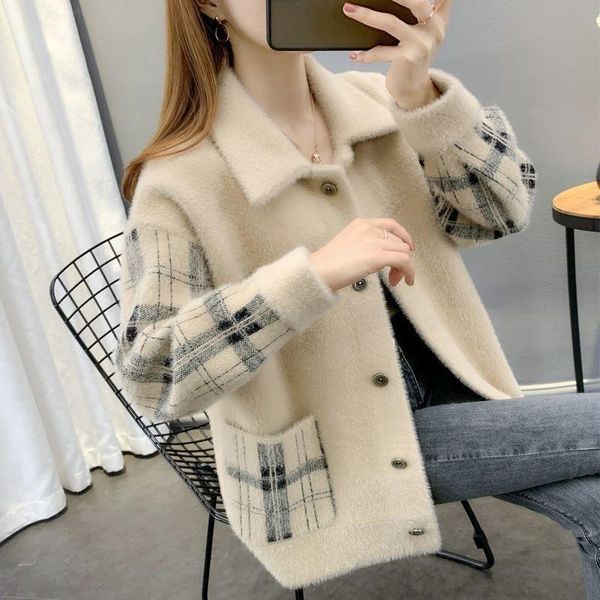 women's knits & tees 2021 autumn and winter fashion coat women short loose korean mink velvet plaid single-breasted sweater knitted car, White
women's knits & tees 2021 autumn and winter fashion coat women short loose korean mink velvet plaid single-breasted sweater knitted car, White