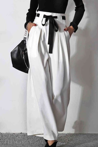 capris solid color white ladies waistline high 2021 vintage women's pants, Black;white
capris solid color white ladies waistline high 2021 vintage women's pants, Black;white