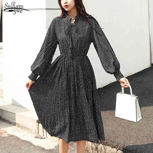 vestidos pleated elegant midi empire lantern sleeve dress women floral print v-neck long chiffon skirt 8665 50 210508, Black;gray
vestidos pleated elegant midi empire lantern sleeve dress women floral print v-neck long chiffon skirt 8665 50 210508, Black;gray