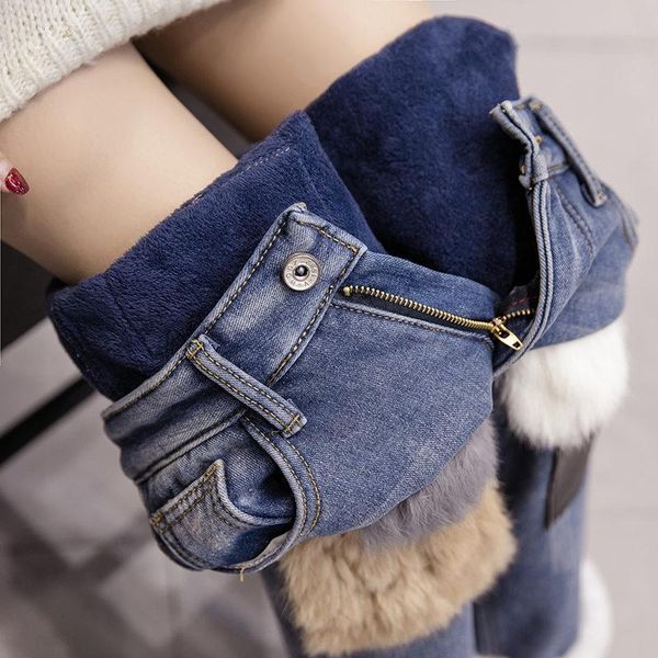 women's jeans plus velvet thick women high waist autumn winter fur stitching straight femme denim pants c5947, Blue
women's jeans plus velvet thick women high waist autumn winter fur stitching straight femme denim pants c5947, Blue