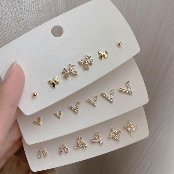 stud fashion minimalist earrings for women geometry metal gold shiny tranparent zircon female 2021 trend, Golden;silver
stud fashion minimalist earrings for women geometry metal gold shiny tranparent zircon female 2021 trend, Golden;silver