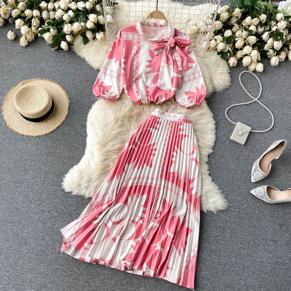 ladies temperament printted pink suits summer bow tie-up lantern sleeve blouse shirt and pleated skirt two-piece sets 210525, White
ladies temperament printted pink suits summer bow tie-up lantern sleeve blouse shirt and pleated skirt two-piece sets 210525, White