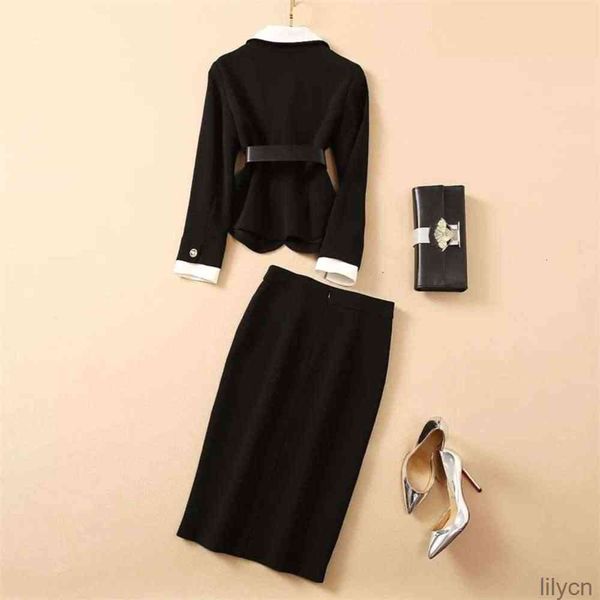 two piece dress european and american women's wear winter style long sleeved single - breasted belt jacket skirts fashion black suit, White
two piece dress european and american women's wear winter style long sleeved single - breasted belt jacket skirts fashion black suit, White