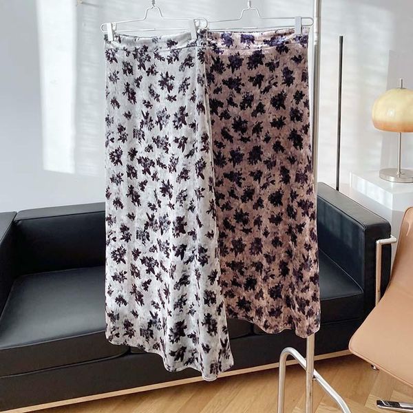 mooirue winter women velvet floral skirt autumn 2021 korean fashion high waist a-line skirts, Black
mooirue winter women velvet floral skirt autumn 2021 korean fashion high waist a-line skirts, Black