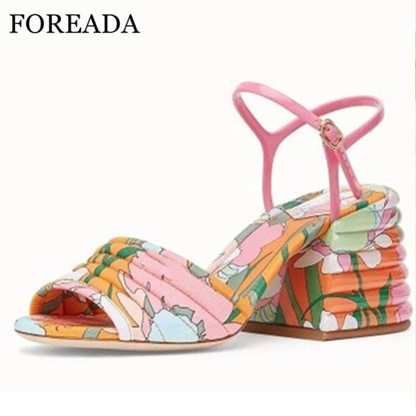 natural genuine leather sandals thick high heel shoes buckle strap kid suede open toe flower ladies 33-44, Black
natural genuine leather sandals thick high heel shoes buckle strap kid suede open toe flower ladies 33-44, Black