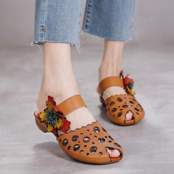 slippers 2021 spring and summer leather fish mouth low heel retro forest girl outdoor sandals women's shoes, Black
slippers 2021 spring and summer leather fish mouth low heel retro forest girl outdoor sandals women's shoes, Black