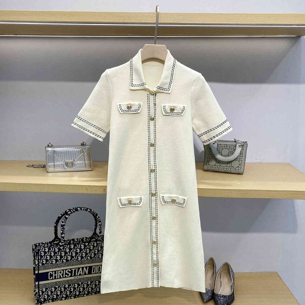 dsigners fadan family french minority french style polo collar xiaoxiang celebrity fengming line metal button knitted dress, White;black
dsigners fadan family french minority french style polo collar xiaoxiang celebrity fengming line metal button knitted dress, White;black