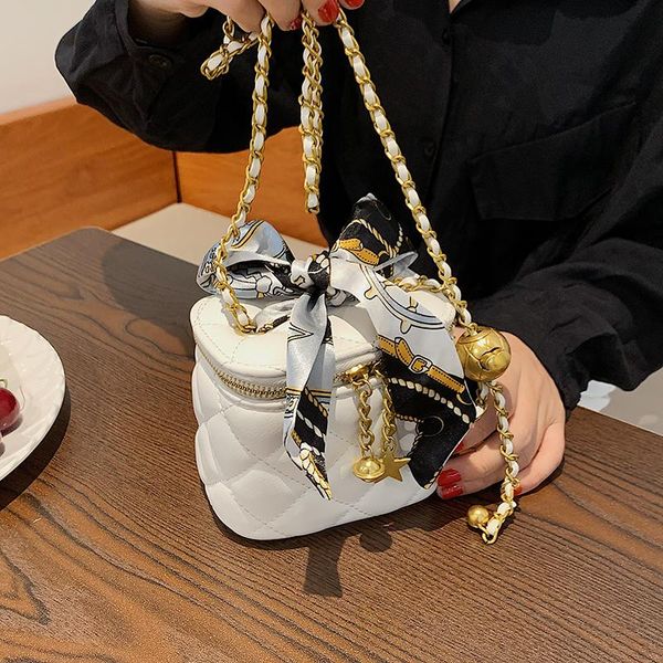 evening bags handbags for women 2021latest style fashion chain shoulder western messenger bag bolsas feminina
evening bags handbags for women 2021latest style fashion chain shoulder western messenger bag bolsas feminina