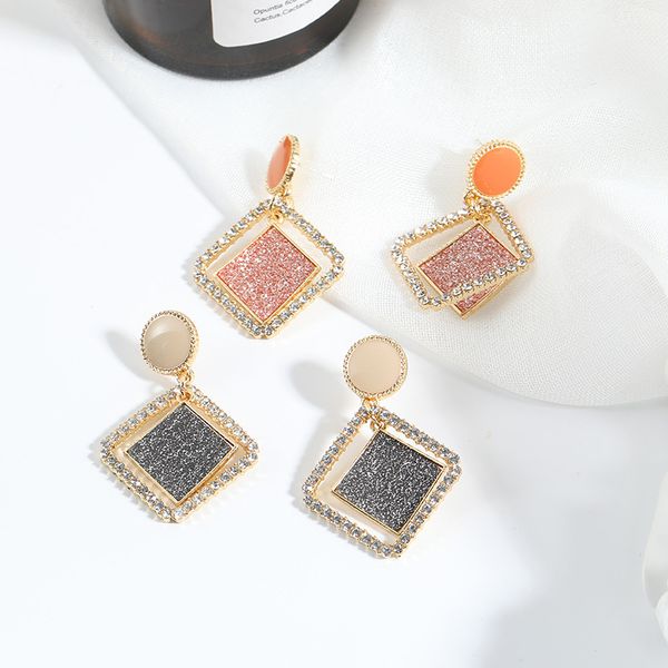 s925 korean silver needle temperament long geometric crystal joker show face thin diamond temperament ear nail, Golden;silver
s925 korean silver needle temperament long geometric crystal joker show face thin diamond temperament ear nail, Golden;silver