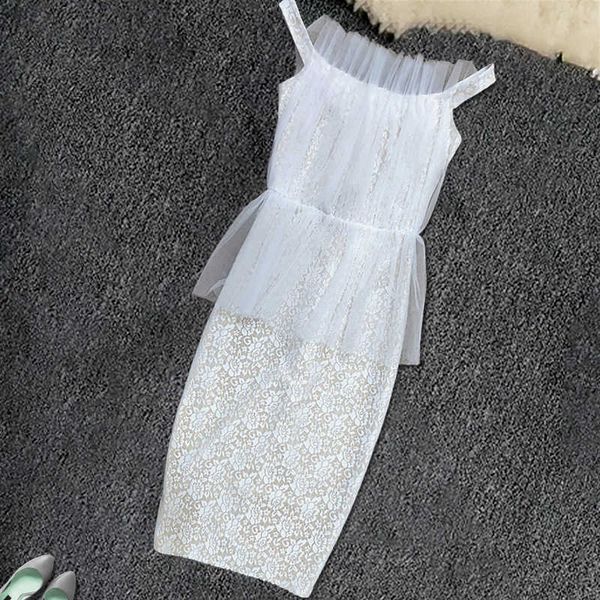 beige lace patchwork bodycon sheath dress strapless tight retro ladies dinner date party dresses robes femme s xxl plus size 210527, Black;gray
beige lace patchwork bodycon sheath dress strapless tight retro ladies dinner date party dresses robes femme s xxl plus size 210527, Black;gray