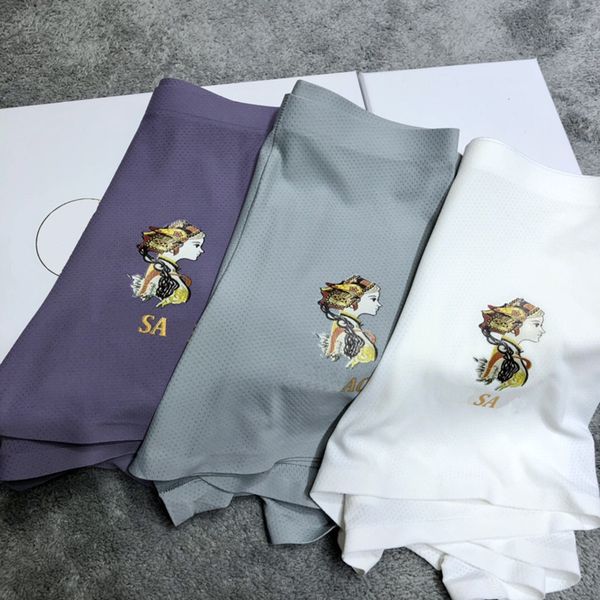 gold classic letter men underpants with box fashion head men's shorts soft slim male panties cooling boxer short, Black;white
gold classic letter men underpants with box fashion head men's shorts soft slim male panties cooling boxer short, Black;white