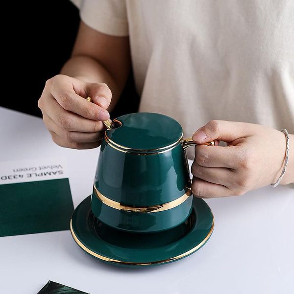 cups & saucers gold rim ceramic coffee cup tea saucer spoon set advanced creative porcelain espresso with gift box
cups & saucers gold rim ceramic coffee cup tea saucer spoon set advanced creative porcelain espresso with gift box