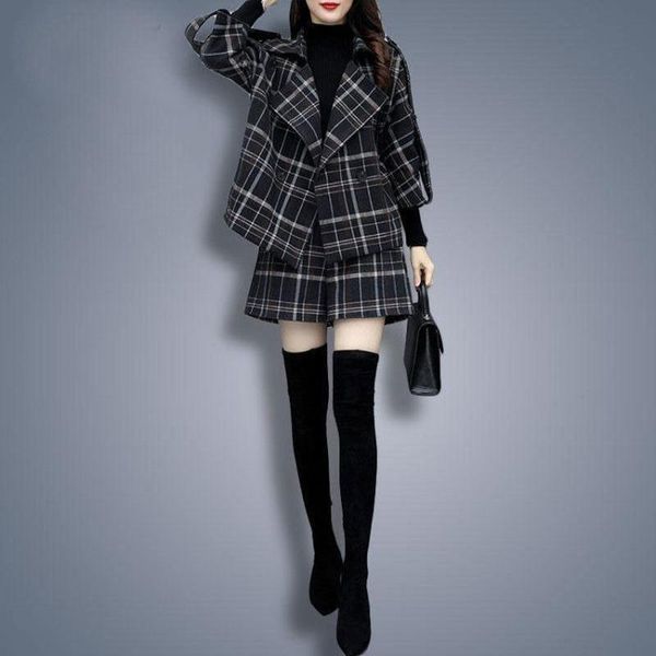 women's two piece pants autumn winter 2 set women woolen plaid blazer jacket + shorts suit elegant office y245, White
women's two piece pants autumn winter 2 set women woolen plaid blazer jacket + shorts suit elegant office y245, White