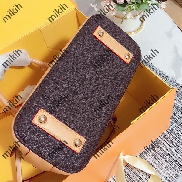 fashion shoulder bag outdoor leisure womens bags shell-shaped design mini 24cm high-quality lady handbag purse
fashion shoulder bag outdoor leisure womens bags shell-shaped design mini 24cm high-quality lady handbag purse