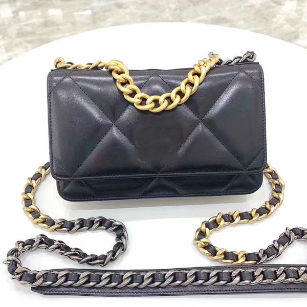 women luxurys designers bags fashion messenger bag chain cross body girls diamond lattice genuine leather shoulder handbag good quality all
women luxurys designers bags fashion messenger bag chain cross body girls diamond lattice genuine leather shoulder handbag good quality all