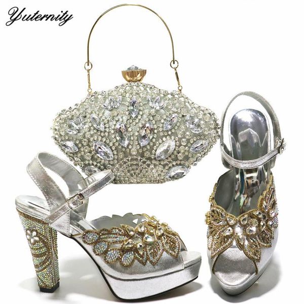 dress shoes italian rhinestone silver color and bag set 2021 african women pumps for party, Black
dress shoes italian rhinestone silver color and bag set 2021 african women pumps for party, Black