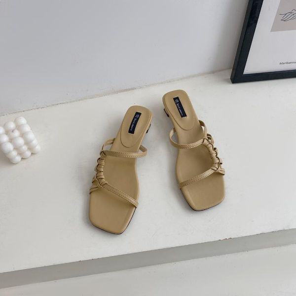 slippers beach shoes low women summer luxury slides rubber flip flops pantofle square toe lady sabot designer hawaiian 2021, Black
slippers beach shoes low women summer luxury slides rubber flip flops pantofle square toe lady sabot designer hawaiian 2021, Black