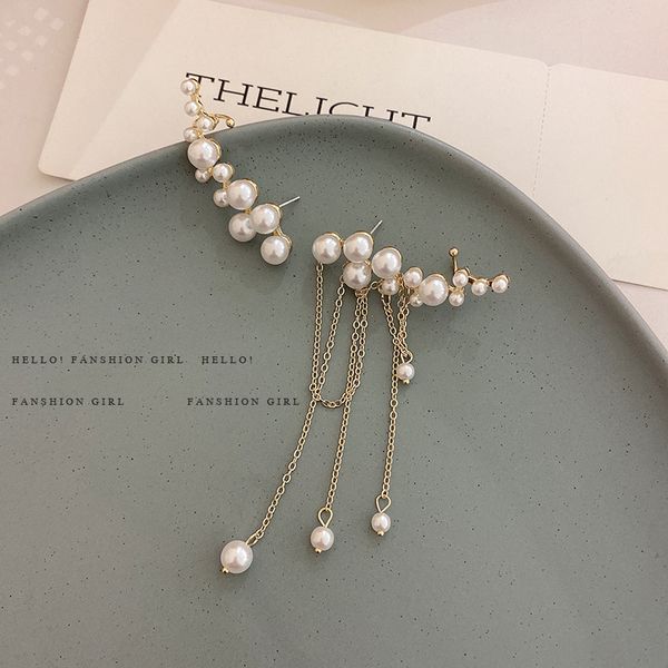 925 silver needle pearl tassel asymmetric earrings and earbone clip one fashion style fashion ins earrings and earrings, Golden;silver
925 silver needle pearl tassel asymmetric earrings and earbone clip one fashion style fashion ins earrings and earrings, Golden;silver