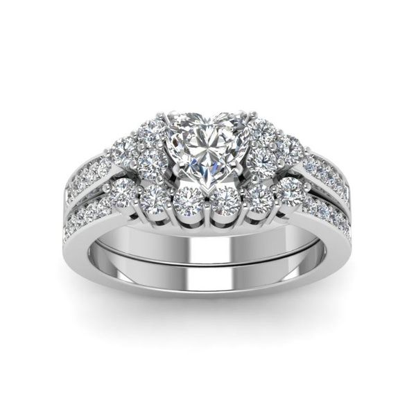 wedding rings 2 pcs/set fashion heart shaped zircon luxury women's ring set romantic jewelry engagement accessories, Slivery;golden
wedding rings 2 pcs/set fashion heart shaped zircon luxury women's ring set romantic jewelry engagement accessories, Slivery;golden
