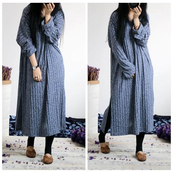 casual dresses asymsay autumn winter retro knitting sweat loose big size robe solid color v neck long sleeve dress women ac5823, Black;gray
casual dresses asymsay autumn winter retro knitting sweat loose big size robe solid color v neck long sleeve dress women ac5823, Black;gray
