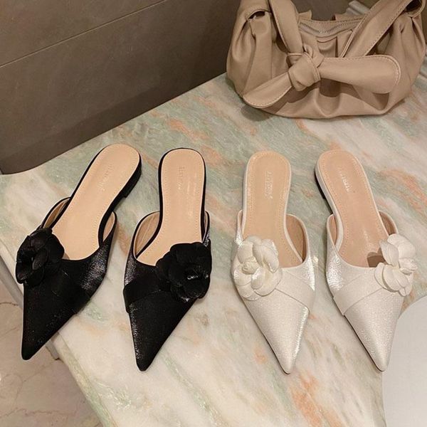 brand camellia flower mules women pointed toe flat slippers flip flops pantufas sandals cover ins satin slides ladies shoes, Black
brand camellia flower mules women pointed toe flat slippers flip flops pantufas sandals cover ins satin slides ladies shoes, Black