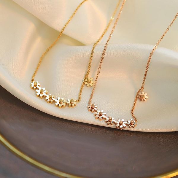 trendy korean style fashion little daisy pendant ladies chokers necklace women exquisite no fade stainless steel daily jewelry necklaces, Silver
trendy korean style fashion little daisy pendant ladies chokers necklace women exquisite no fade stainless steel daily jewelry necklaces, Silver