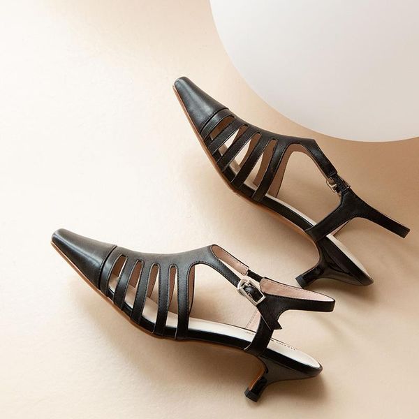 retro style women high heel sandals genuine leather summer shoes woman dress size 34-40 black red white
retro style women high heel sandals genuine leather summer shoes woman dress size 34-40 black red white
