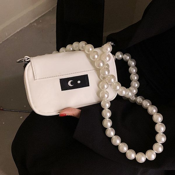 evening bags summer personality mini shoulder bag 2021 fashion pearl chain women's designer messenger mobile phone
evening bags summer personality mini shoulder bag 2021 fashion pearl chain women's designer messenger mobile phone