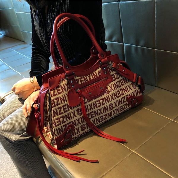 evening bags 2021 red female fashion all-match messenger tote large-capacity shoulder bag famous luxury designer purses and handbags cc
evening bags 2021 red female fashion all-match messenger tote large-capacity shoulder bag famous luxury designer purses and handbags cc