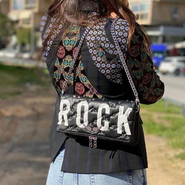 waist bags pirate hippie rock wing genuine leather woman rivet decoration wild chain packs casual vintage classic messenger bag
waist bags pirate hippie rock wing genuine leather woman rivet decoration wild chain packs casual vintage classic messenger bag