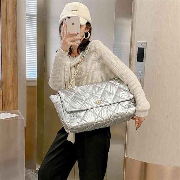 wanghong street fashion large capacity bubble women's 2021 winter new advanced feeling lingge chain single shoulder bag
wanghong street fashion large capacity bubble women's 2021 winter new advanced feeling lingge chain single shoulder bag
