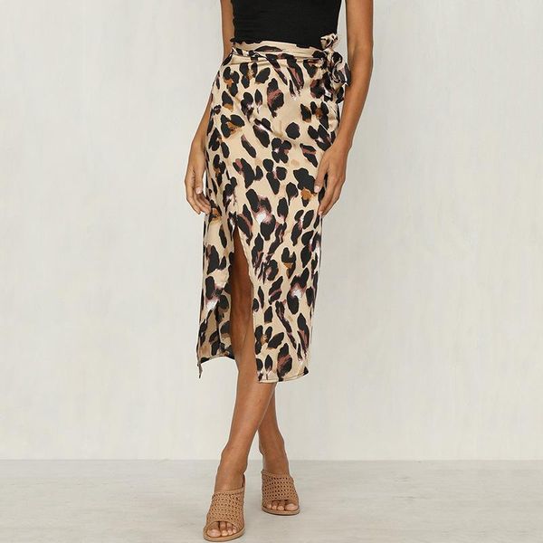 skirts 2021 sell summer women fashion leopard print mid calf skirt high waist split long lace up slim streetwear, Black
skirts 2021 sell summer women fashion leopard print mid calf skirt high waist split long lace up slim streetwear, Black