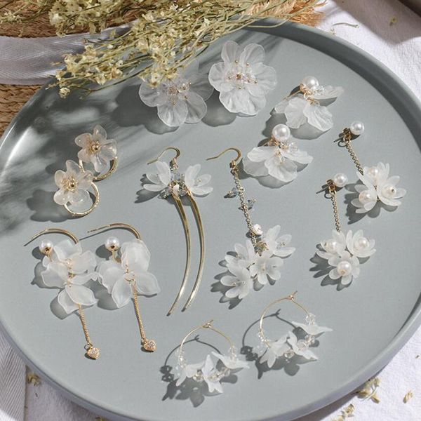 dangle & chandelier korean white arcylic long flower petal drop earrings for women 2021 cute sweet irregular tassel trendy jewelry gift, Silver
dangle & chandelier korean white arcylic long flower petal drop earrings for women 2021 cute sweet irregular tassel trendy jewelry gift, Silver