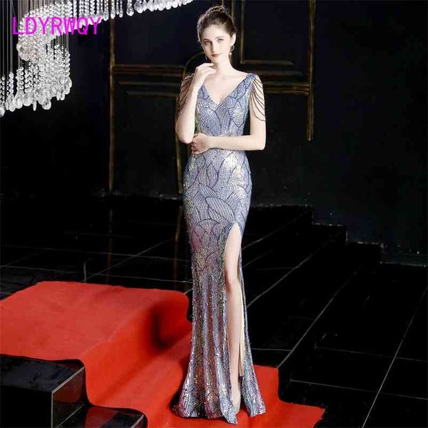 sequin long slim fishtail lady dress polyester office lady sheath sleeveless zippers knee-length 210603, Black;gray
sequin long slim fishtail lady dress polyester office lady sheath sleeveless zippers knee-length 210603, Black;gray